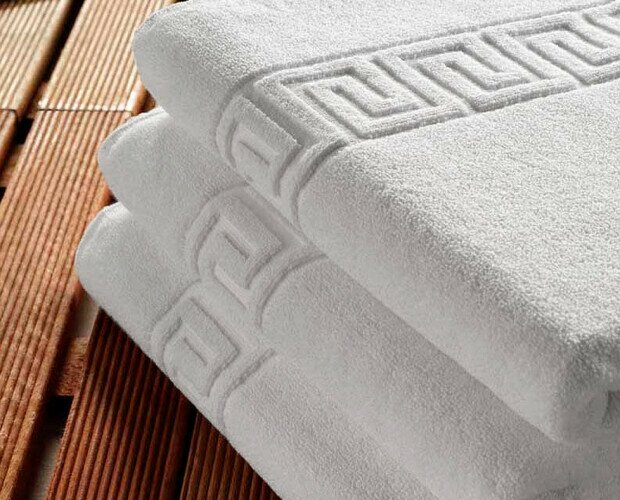 Tipos y tamaños de batas y toallas para hoteles