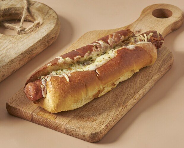 Frankfurt/Hot dog. El brioche se caracteriza por su miga ligera y su sabor dulce y mantecoso.