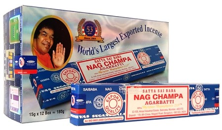 INCIENSO NAG CHAMPA Caja con 12 paquetes de 15 gm .