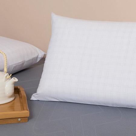 Almohada de látex Basic; 75cm