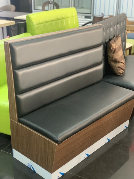 Sofa madera negro