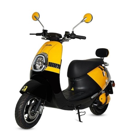 Scooter eléctrico 800W matriculable Moma