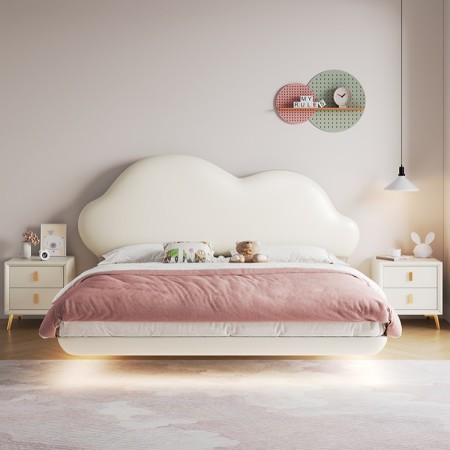 Cama Infantil de Cuero y Madera con Nubes CA-M-81